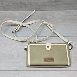 Wrangler Women's Cowgirls Leather Crossbody Bag